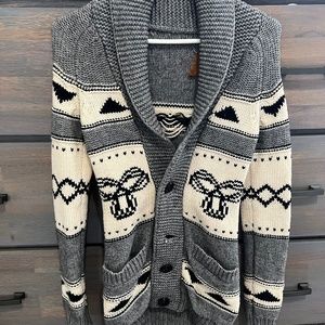 Aritzia TNA lambs wool cardigan